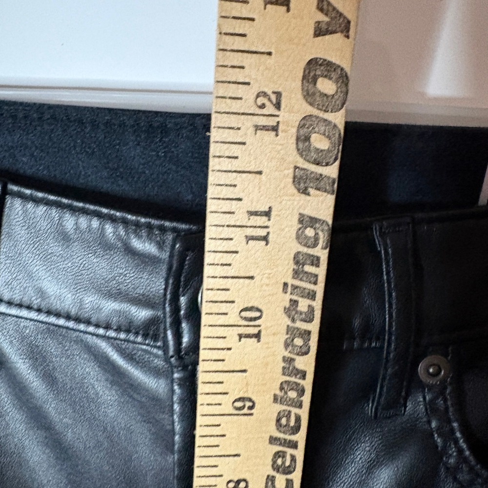 Gap Vegan Leather '70s Flare Pants Womens 8 Petite Black High Rise Edgy 406761 - Picture 8 of 9
